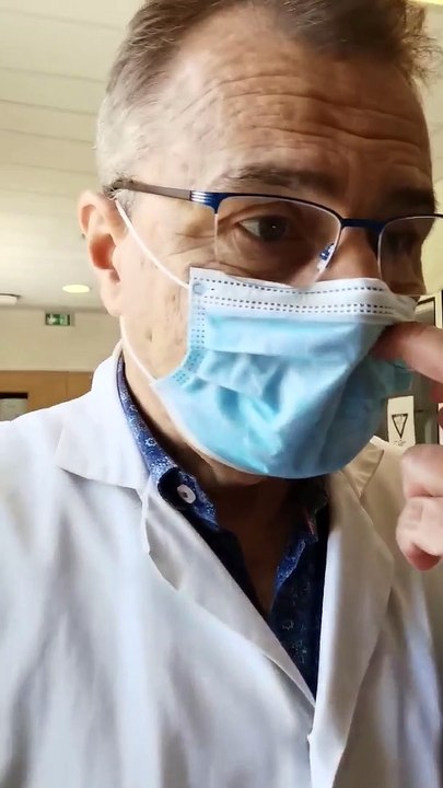 Un médecin du CHU d'Amiens porte plainte après avoir reçu un flot de commentaires haineux à la suite de la publication sur Facebook d'une vidéo incitant à se faire vacciner contre le Covid-19