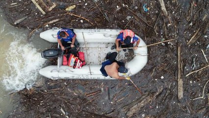 Murgul'da kayıp kişiyi arama çalışmaları sürüyor (2)