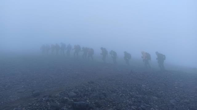 Ağrı Dağı'nda zirve tırmanışı yaparken kaybolan 5 sporcuyu dağcılar kurtardı