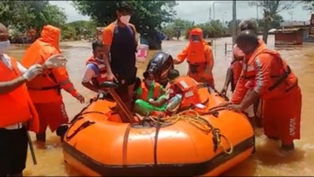 Se elevan a 164 las muertes por las fuertes lluvias en el oeste de la India
