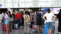 MUĞLA - Dalaman Havalimanı'nda bayram tatilinde 275 uçuş gerçekleşti