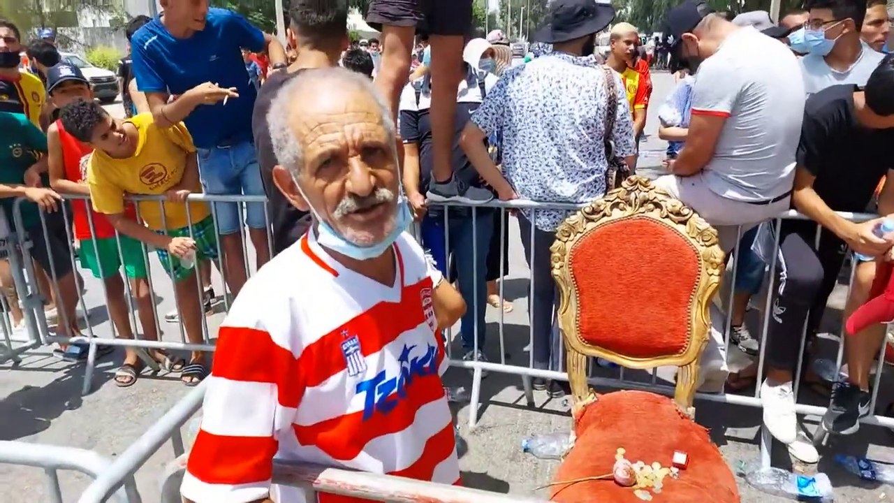 Τυνησία: Βαθαίνει η πολιτική κρίση -  Διαδηλώσε...