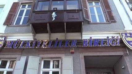 Bir işletmeci iş yerine "aşı olmayan giremez" yazısı astı