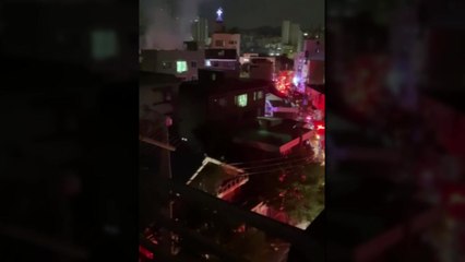 서울 마포구 3층짜리 주택에 불...1시간 만에 진화 / YTN