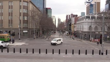 MELBOURNE - Avustralya'nın Melbourne kentindeki Kovid-19 yasakları hafifletildi