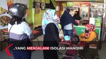 Warung di Blitar Berbagi Ratusan Makanan untuk Warga Isoman