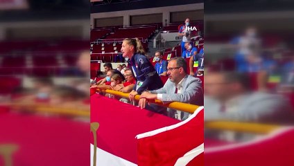 Buse Naz Çakıroğlu'ndan, Busenaz Sürmeneli'ye tam destek!