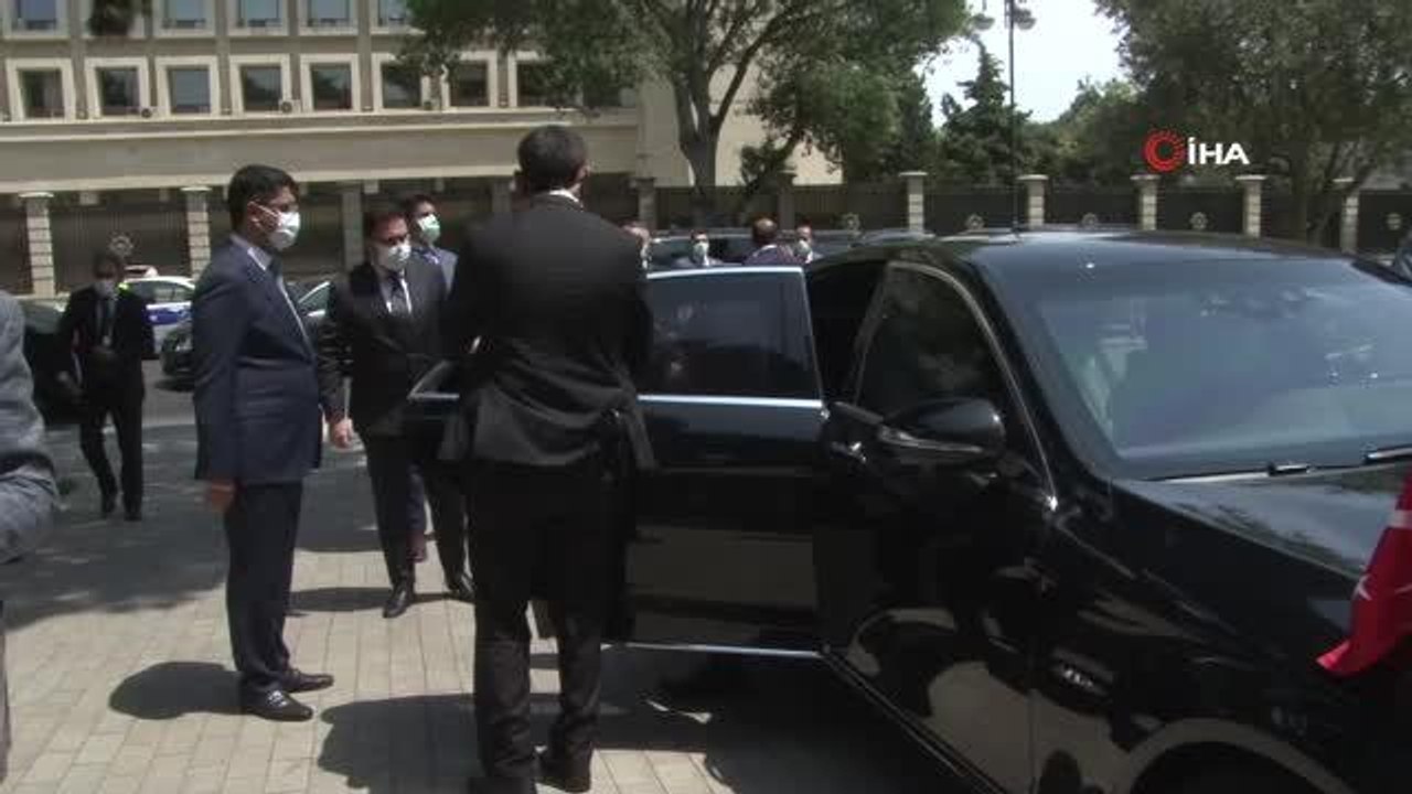 TBMM Başkanı Şentop, Bakü'de şehitlikleri ziyaret ettiTBMM Başkanı Şentop: "Türkiye, Azerbaycan ve Pakistan arasındaki ilişkileri daha güçlü hale...