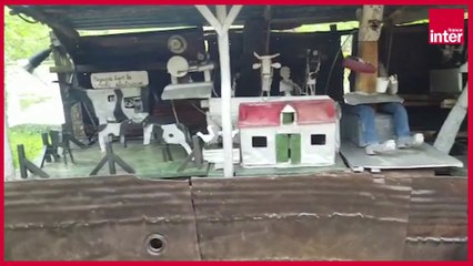 Le manège de Petit Pierre à La Fabuloserie à Dicy