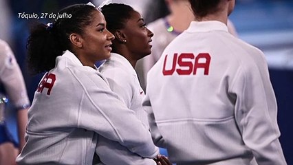 Biles fora da final por equipes