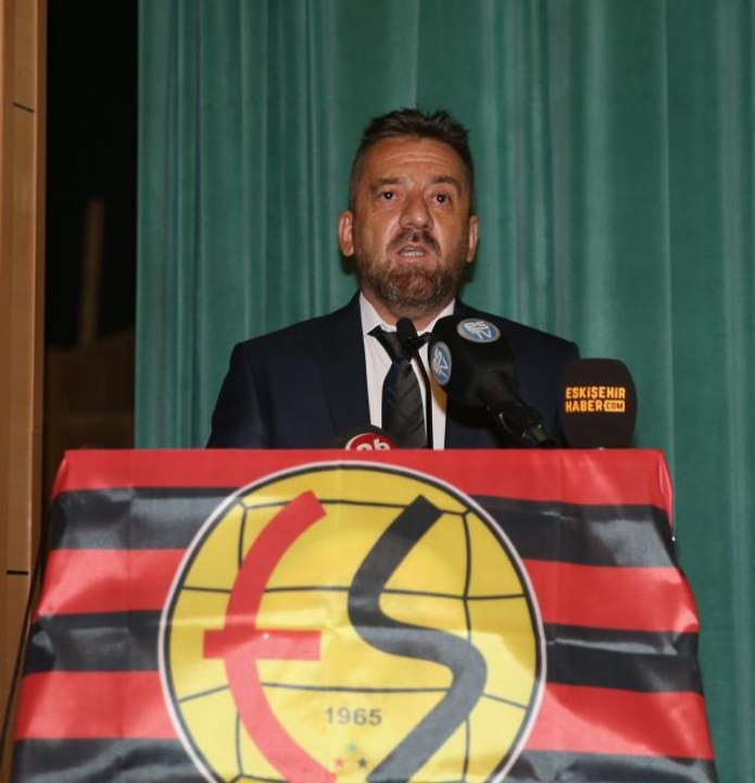 Eskişehirspor'da kulüp başkanlığa Mehmet Şimşek seçildi