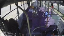 Son dakika... Siirt'te otobüste bayılan kadın yolcuyu şoför hastaneye yetiştirdi... O anlar kamerada