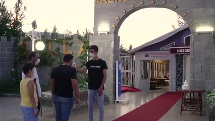 DİYARBAKIR - Düğün sektörü işletmecileri, aşı farkındalığı oluşturmak için beste yaptırdı