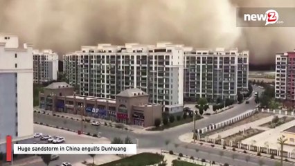 Huge sandstorm in China engulfs Dunhuang
