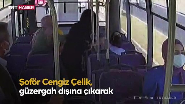 Otobüs şoförü rahatsızlanan yolcuyu hastaneye yetiştirdi