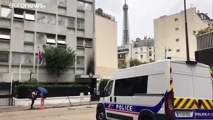 كوبا تقول إن سفارتها في فرنسا استُهدفت بقنابل حارقة