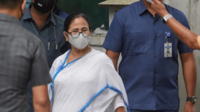 Mamata Banerjee to meet Sonia Gandhi in Delhi today