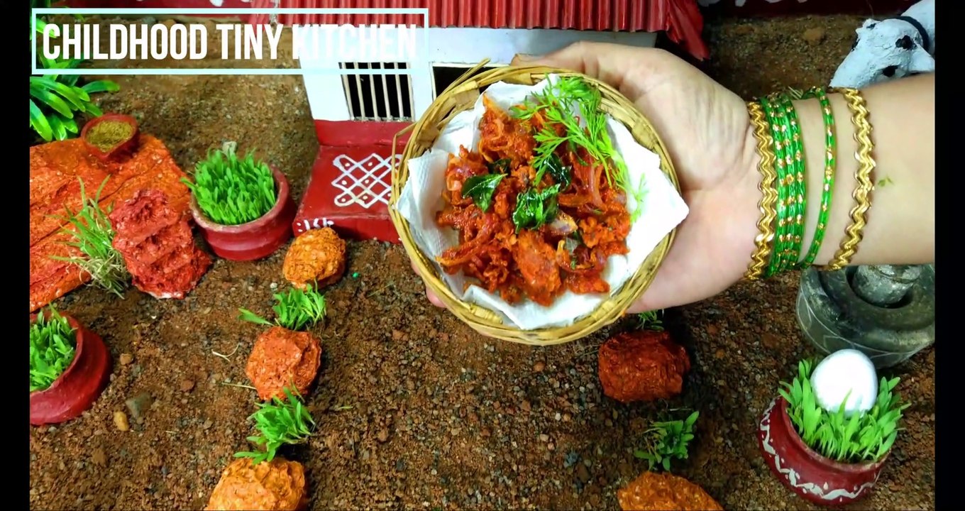 #Onion#crispy#pakoda How to make onion crispy pakoda||village cooking 2021||