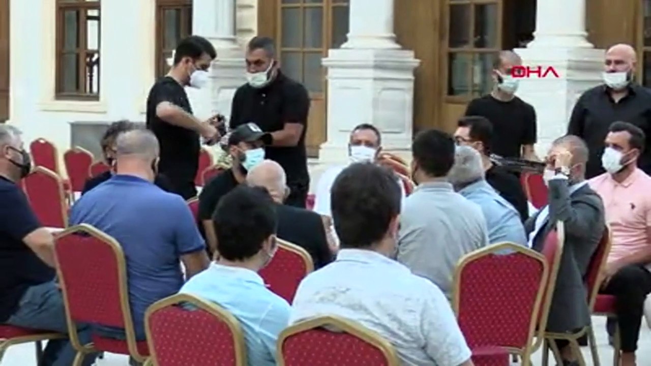 Alişan merhum kardeşi Alişan için mevlit okuttu! Aile üyeleri zor ayakta durdu...