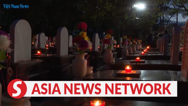 Vietnam News | 60,000 candles lit to commemorate martyrs in Quang Tri 