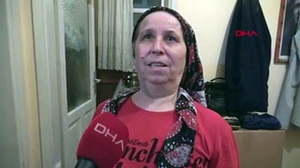 Sultangazi'de pencerede mahsur kalan hırısız, bina sakinlerine yalvardı