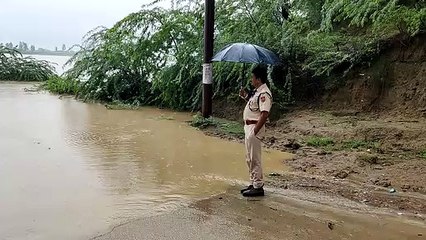 चम्बल व पार्वती नदी उफान पर, पुलों पर पुलिस तैनात