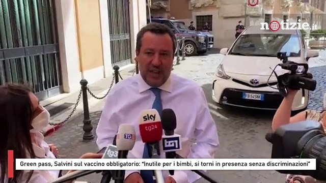 Green pass, Salvini sul vaccino obbligatorio: “Inutile per i bimbi, a scuola si torni in presenza”