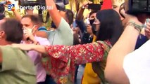 Un grupo de extrema izquierda intenta impedir la celebración de un acto de Macarena Olona en Cádiz