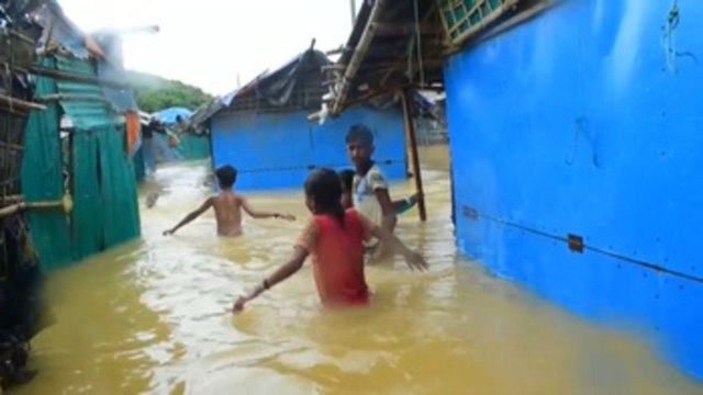 Las lluvias dejan 14 muertos y 5.000 rohinyás desplazados en Bangladesh