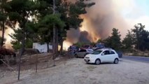 ANTALYA - Orman yangınına havadan ve karadan müdahale ediliyor (4)