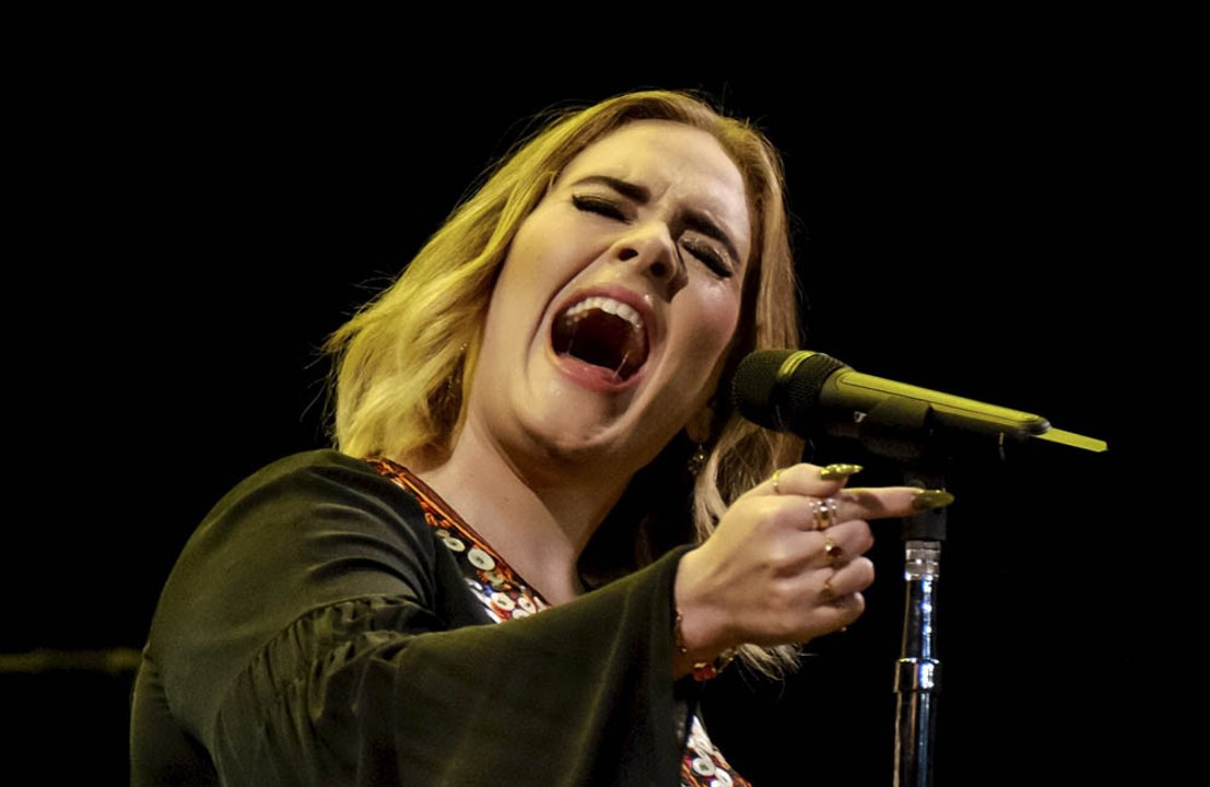 Adele bientôt de retour sur scène ?