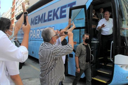 Muharrem İnce'den CHP seçmenine çağrı: Kerhen CHP'ye oy vereceğine gel Memleket Partisi'ne oy ver