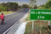 João Azevêdo confirma construção da PB-382 que liga São José de Piranhas ao Vale do Piancó