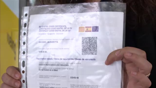 Implantar en España el pasaporte COVID suscita importantes dudas legales