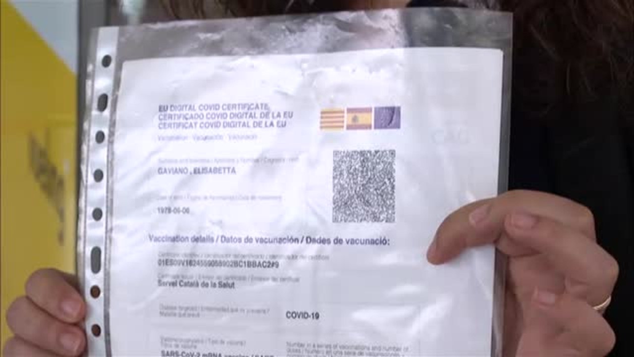 Implantar en España el pasaporte COVID suscita importantes dudas legales