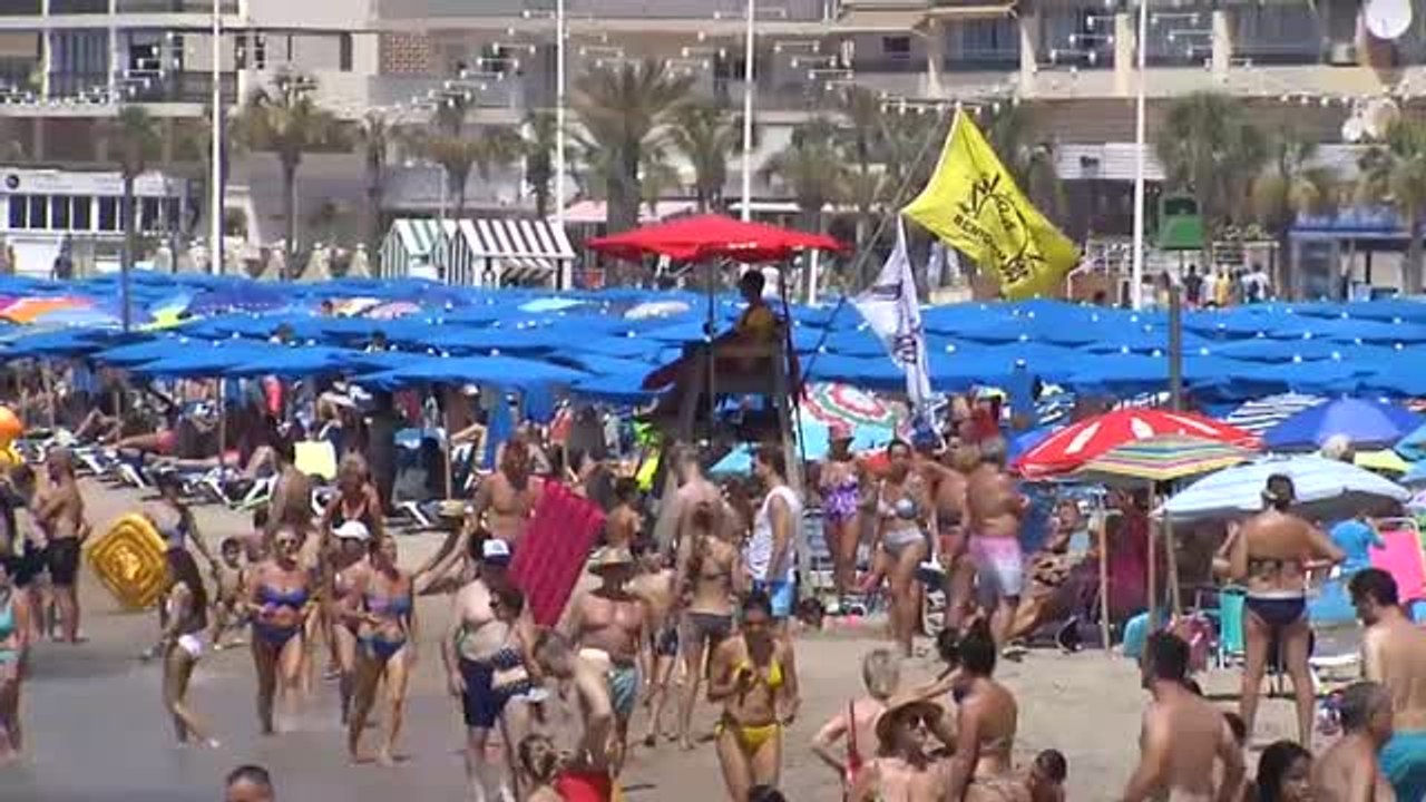 Ni las restricciones pueden con las ganas de playa