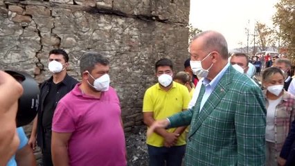 Cumhurbaşkanı Erdoğan, yangından etkilenen vatandaşlarla sohbet etti