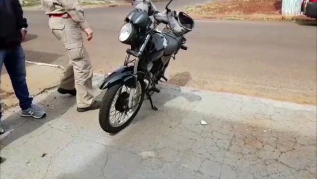 Siate atende homem ferido em colisão entre moto e carro no Bairro Brasília