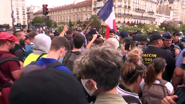 Франция: против санитарного апартеида