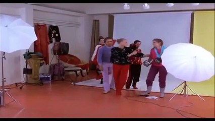 The latest high-fashion murder -Casal 20 - O mais recente assassinato em alta moda - Dublado