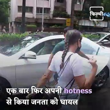 #PaparazziTalk: Watch Mandira Bedi Spotted Walking With Her Mother After Her Husband's Demise, On The Other Hand, Nora And Janhvi Were Seen Stealing Limelight Among Media.