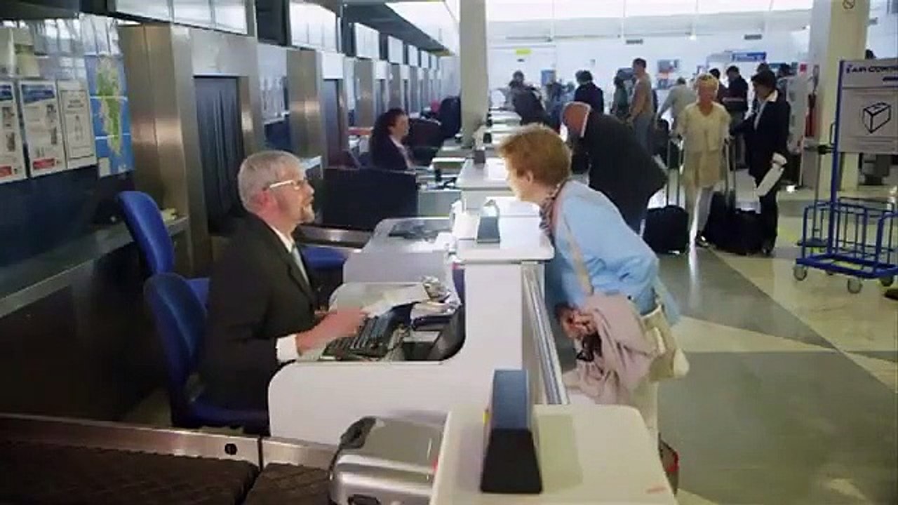 Les Caméras planquées de François Damiens en Corse