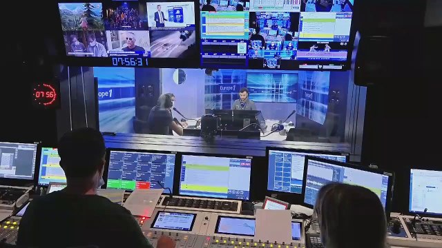 Essais nucléaires : Macron reconnaît une dette en Polynésie, les rancœurs ravivées en Algérie