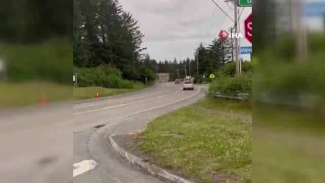 ABD Jeolojik Araştırma Merkezi tarafından yapılan açıklamaya göre, ABD'nin Alaska eyaletinde meydana gelen 7.2 büyüklüğündeki depremin ardından...