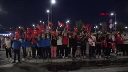 Descargar video: SPOR 2020 Tokyo Olimpiyatları'ndan bronz madalya ile dönen Hatice Kübra İlgün: 16 yılın emeği var