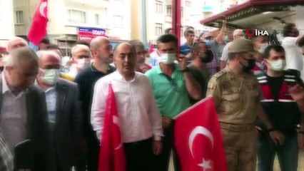 Arhavi’deki 1 haftalık sel görevi sona eren komandolar birliklerine uğurlandı
