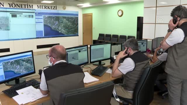 Son dakika haberi! Yurt genelindeki orman yangınları Yangın Yönetim Merkezi'nden takip ediliyor