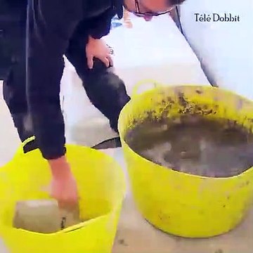 Bathroom Tiles installation Part 2 Floor Tiles Installation How to tile a Bathroom minicraft