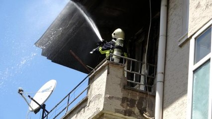 Para vermeyen eşine kızdı, evi küle döndürdü