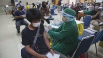 La devastadora ola de coronavirus en Indonesia se ceba con los niños
